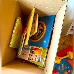 Box of assorted children’s books. Ages 0-5.